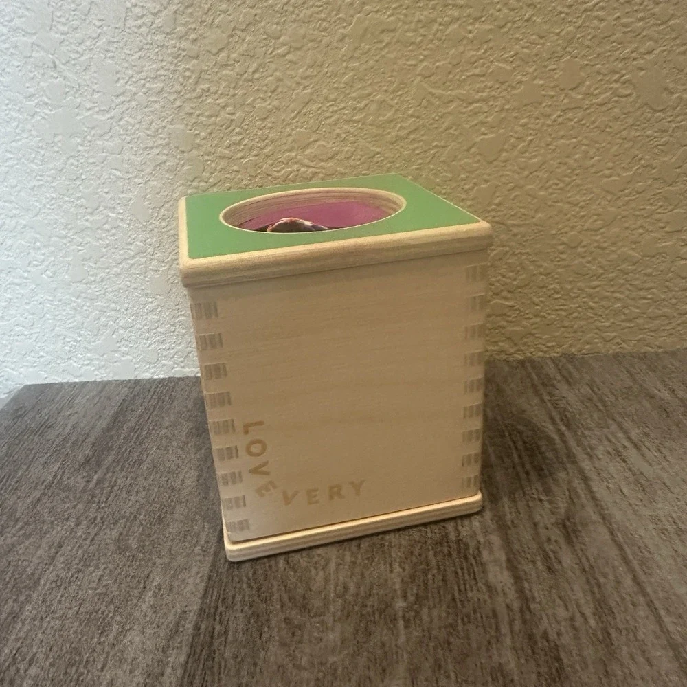 Lovevery Magic Tissue Box Montessori Wooden Toy Skills Development With Fabric